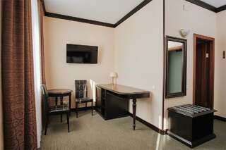 Гостиница Сибирь Барнаул Номер стандарт с 1 двуспальной кроватью-4